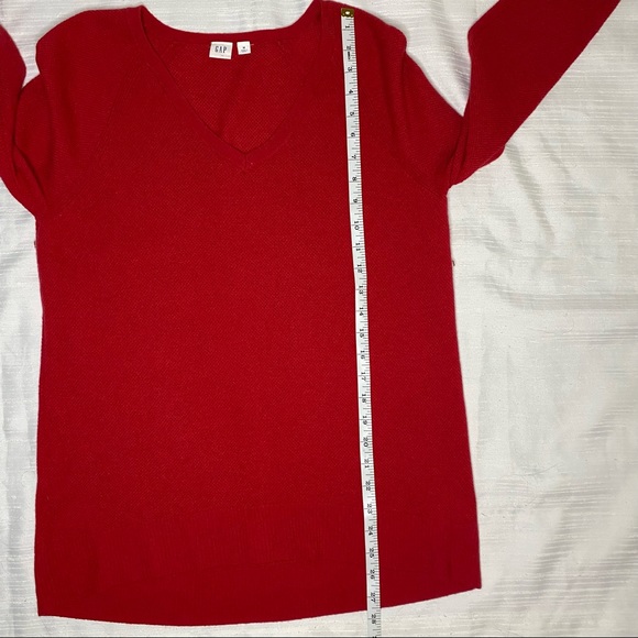 Gap Red Knit V Neck Long sleeve Sweater Blouse - Picture 4 of 6